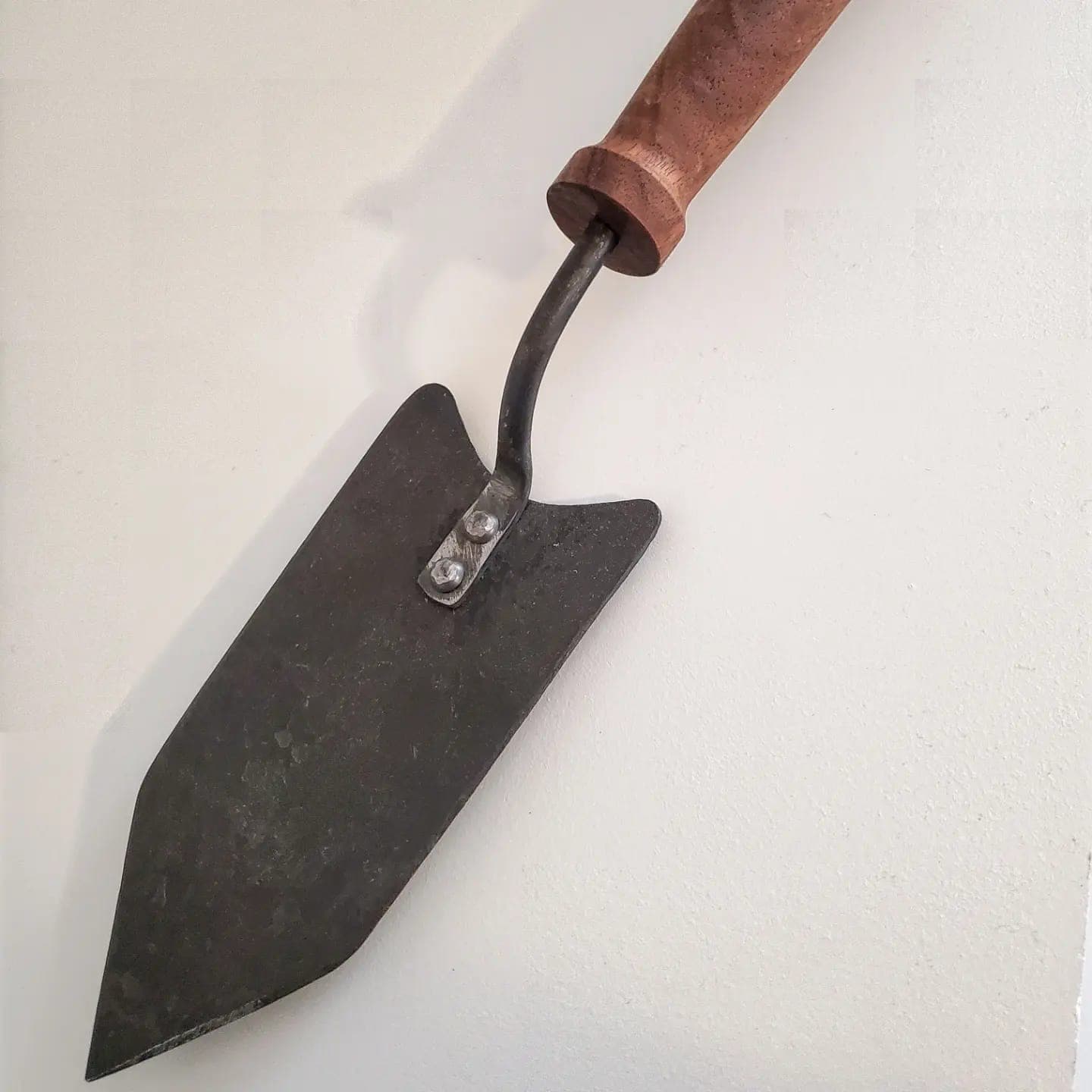 Forged trowel